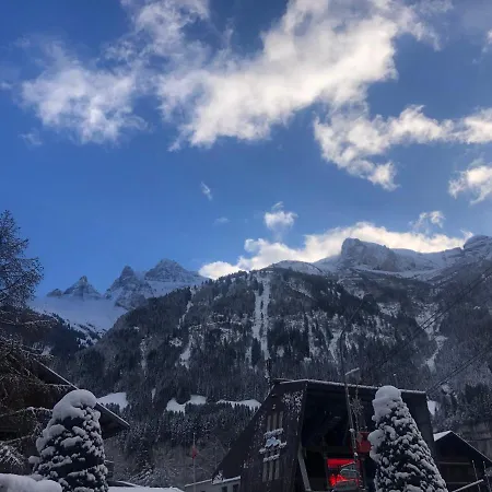 Monteilly A6 Champery